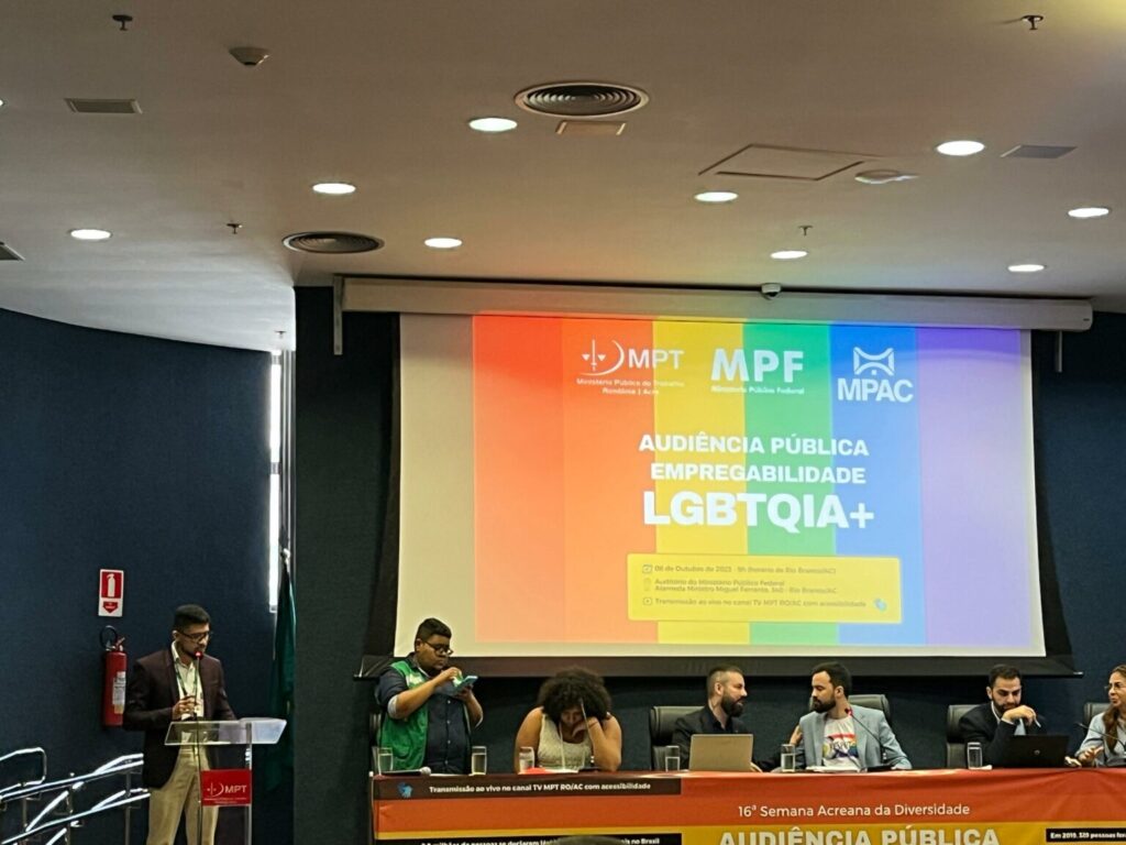 AC: DPE participa de audiência pública para debater o alto índice