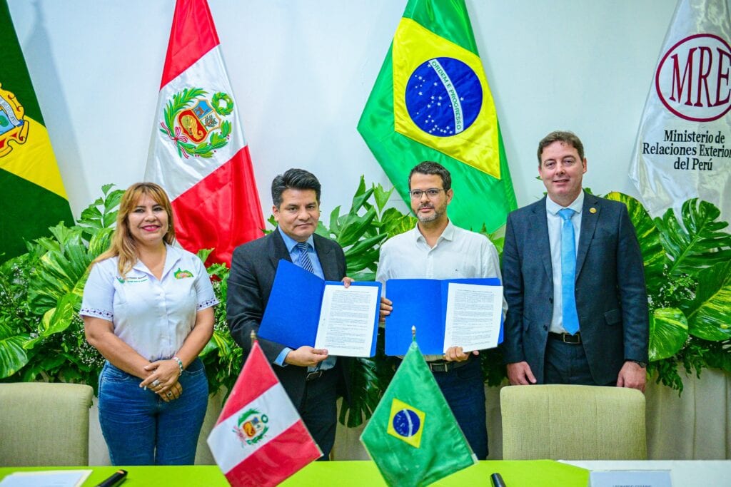 Brasil e Peru definem ações integradas para fortalecer a economia na zona de fronteira